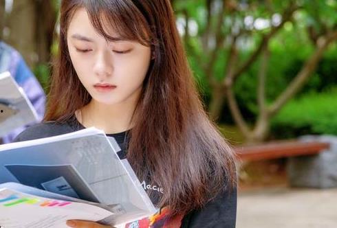 赵今麦娱乐圈吃瓜